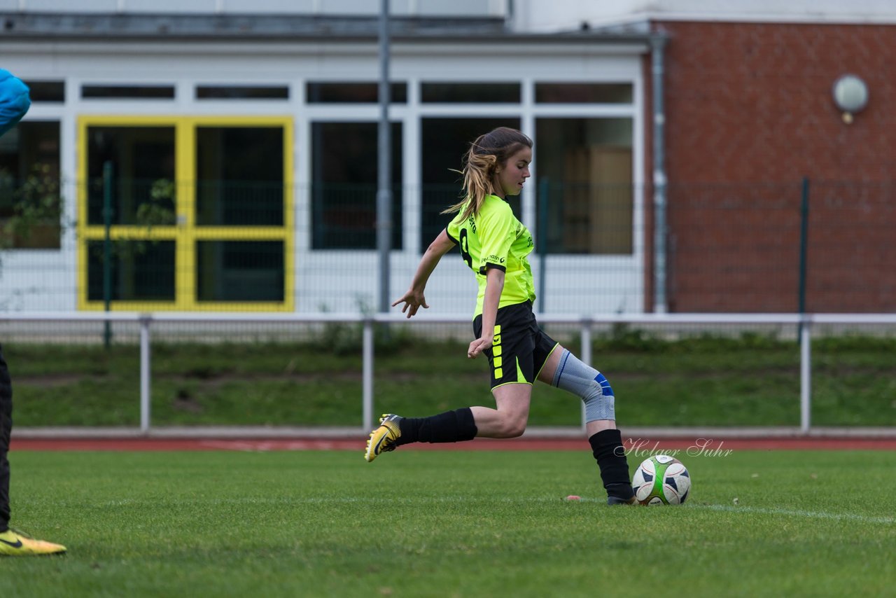 Bild 138 - B-Juniorinnen TSV Schoenberg - Holstein Kiel : Ergebnis: 0:23